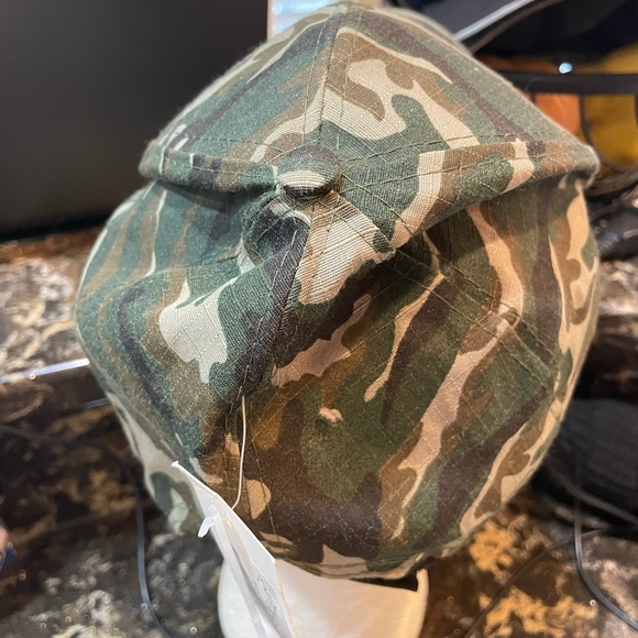 🎉2/$25🎉NWT Unisex camo cap - lightweight- adjustable Velcro strap - fall hat - Picture 5 of 8